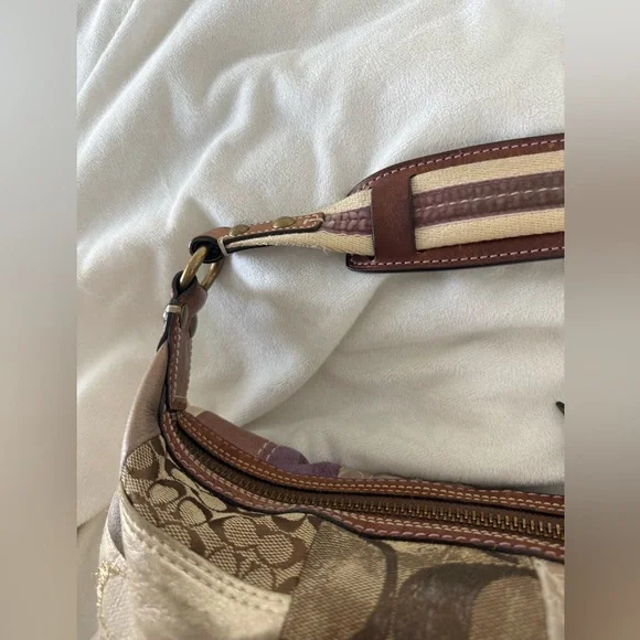 Vintage Coach Y2K Patchwork Shoulder Bag - Picture 9 of 13